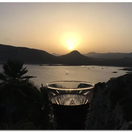 The House With The Most Beautiful Sunset شاليه